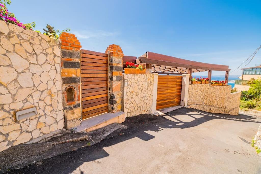 Dependance Con Piscina Paolone House Casa vacanze